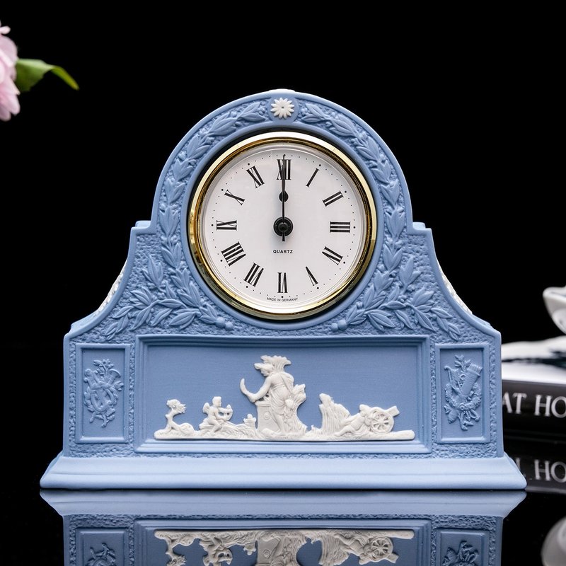 British Wedgwood Classic Aqua Blue Harvest Goddess Ceramic Clock - นาฬิกา - เครื่องลายคราม 