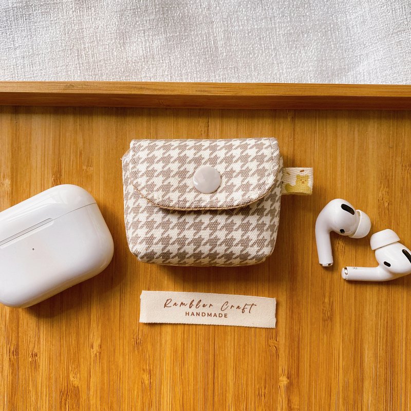 Airpods Case Airpods Pro 耳機套 耳機保護套 淺灰色千鳥格紋款 - AirPods/耳機保護套 - 棉．麻 