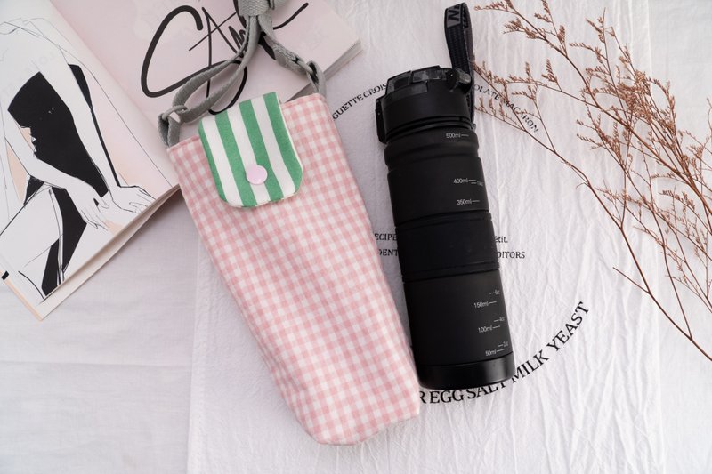 Children's water bottle bag | Children's water bottle strap | Adjustable length | Pink, pink, green and green - กระเป๋าสะพาย - ผ้าฝ้าย/ผ้าลินิน สึชมพู