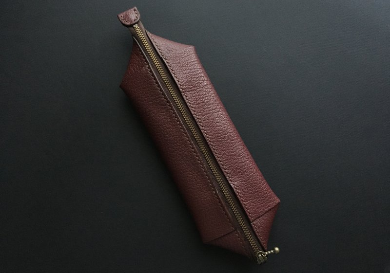 Leather cosmetic bag, Pencil case, Travel case, Makeup bag, Toiletry pouch - 化妝包/收納袋 - 真皮 