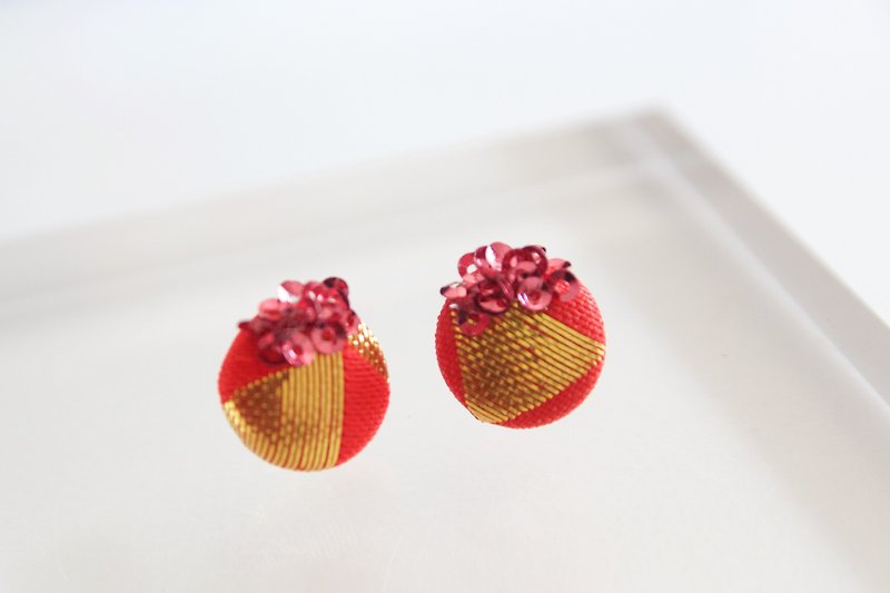 Pierce kimono Color titanium earrings - ต่างหู - เครื่องเพชรพลอย สีแดง