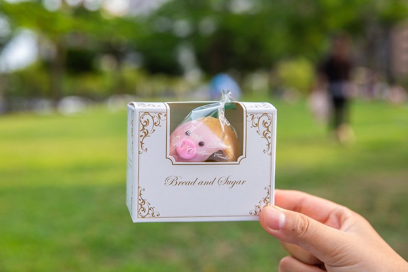 [Little pigs in the gift box] Lucky time gifts can be hidden and signed, it’s up to you - Handmade Cookies - Fresh Ingredients White