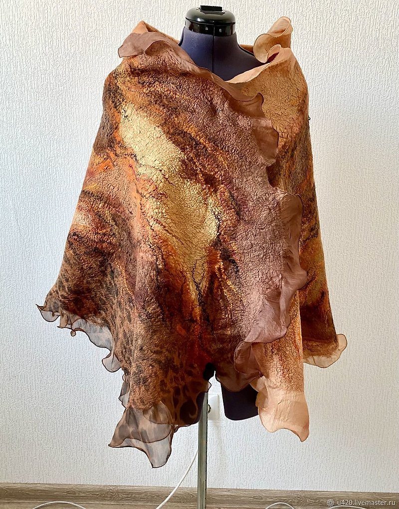 Braun Wool felt silk scarf /Unique personalized gift for women/ eco-friendly - ผ้าพันคอ - ขนแกะ สีนำ้ตาล