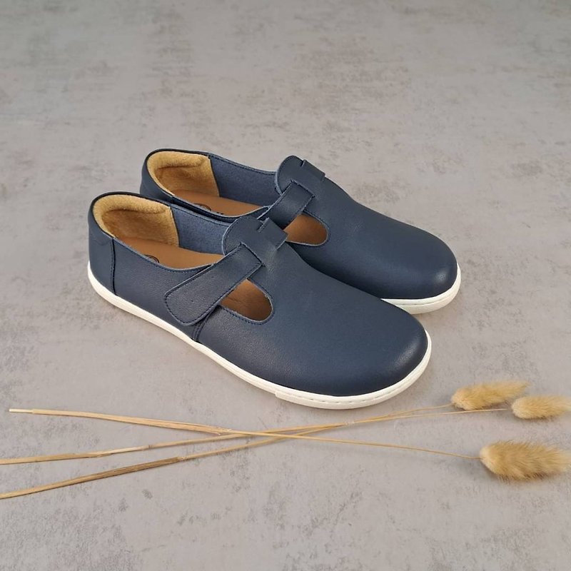 Genuine leather Wenqing steamed bun shoes-deep sea blue - รองเท้าลำลองผู้หญิง - หนังแท้ หลากหลายสี