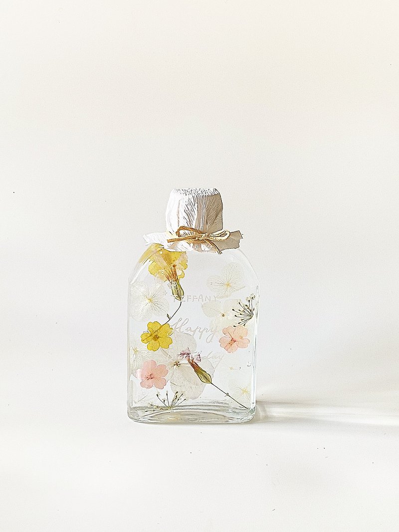 Simplicity | Small, fresh, elegant and simple floating flowers custom-made customized gifts - ของวางตกแต่ง - พืช/ดอกไม้ 