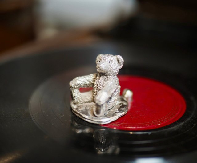 純銀張 英国 スターリングシルバー ホールマーク テディベア 彫刻 くま 純銀張 英国 スターリングシルバー ホールマーク テディベア 彫刻 くま