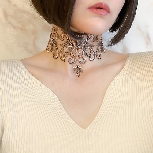 Pin by Mina Gucci on Shockers  Tattoo choker necklace, Choker