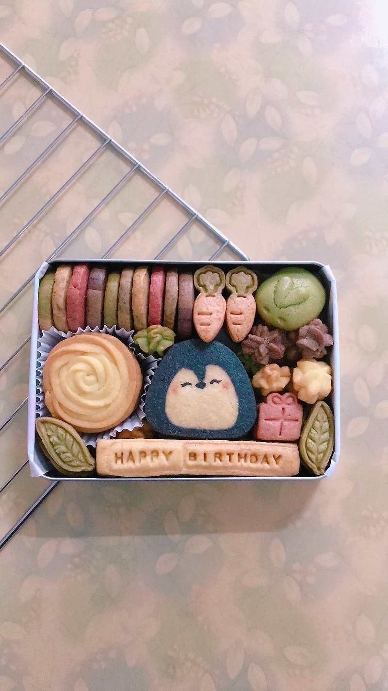 [Can be engraved & customized] Penguin Iron Box Handmade Cookies - Handmade Cookies - Other Materials 