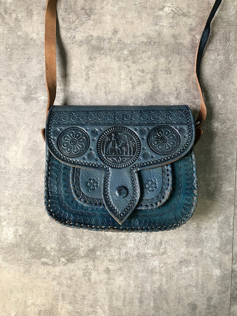 Indigo blue camel bag - Messenger Bags & Sling Bags - Genuine Leather Blue