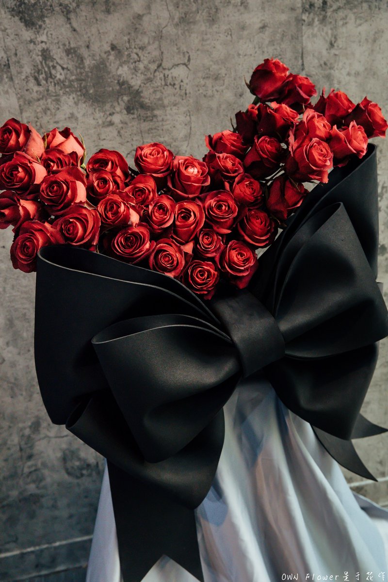 Large bouquet/large bow bouquet/flower bouquet/huge bouquet/birthday surprise/valentine's day bouquet - ช่อดอกไม้แห้ง - พืช/ดอกไม้ สีแดง