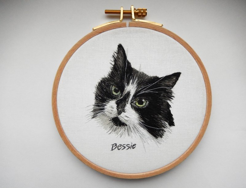 Cat Portrait, Custom pet embroidery, Pet Memorial portrait, Hand-embroidered - 似顏繪/客製畫 - 繡線 