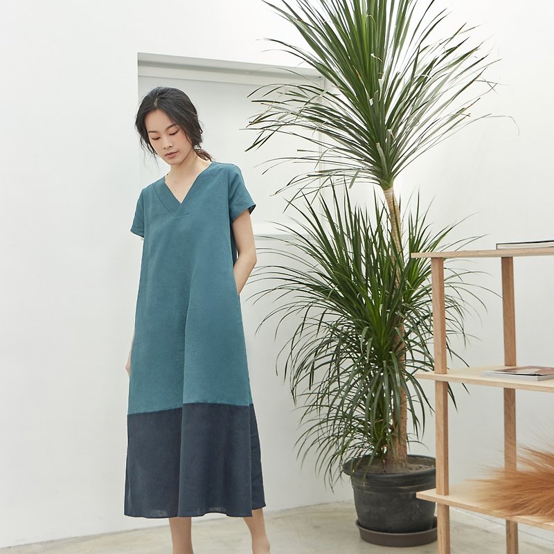 Pure linen color matching dress [CONTRAST card 偌诗] - One Piece Dresses - Cotton & Hemp Blue