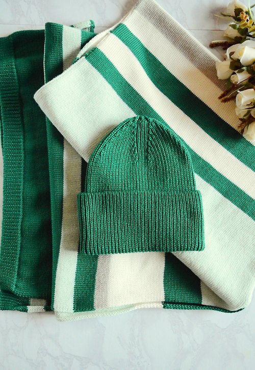 KartaKnitwear 翻領帽子圍巾-祖母綠針織套裝