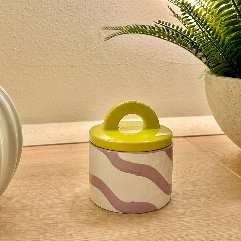 【英國 MÆGEN】Pablo 附蓋陶瓷蠟燭-水蓮花 & 玫瑰 /200g - 香氛蠟燭/燭台 - 瓷 多色