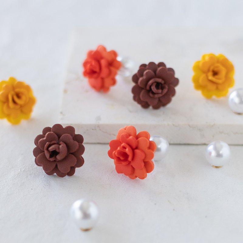 [Choice of combination] Pearl back and marigold Clip-On - Earrings & Clip-ons - Clay Multicolor