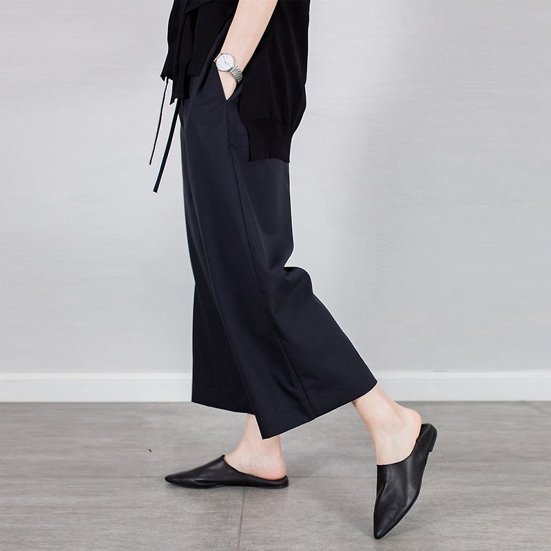 Gaoguo GAOGUO original design women's 18 spring and summer ultra-thin silk wool nine-point wide-leg culottes - Women's Pants - Silk Blue