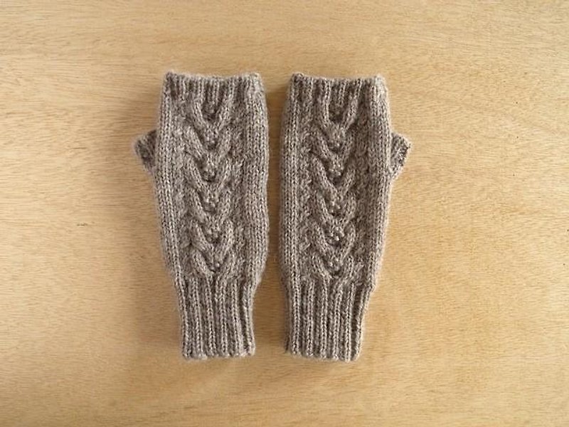 アルパカウールのアランハンドウォーマー・グレージュ 受注生産 - 手套/手襪 - 其他材質 灰色