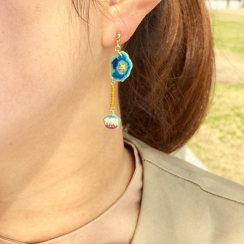 Earring / 台湾茶 / 片耳分 - 耳環/耳夾 - 繡線 多色