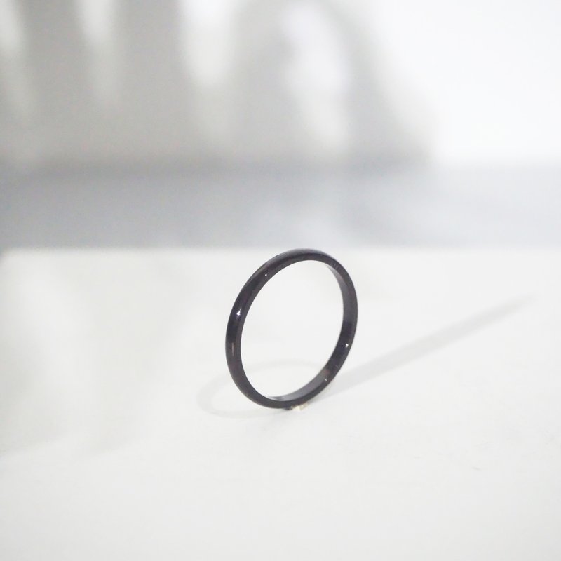 THE LAYERS Personalized Engraved Minimal 925 Sterling Sliver Line Ring in Black - แหวนคู่ - โรสโกลด์ สีดำ