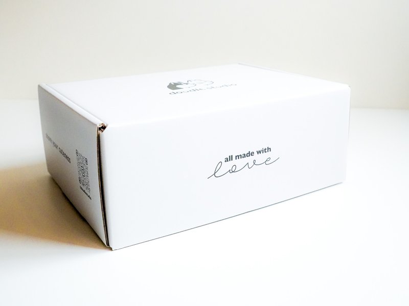 Christmas gift box packaging service - Storage & Gift Boxes - Paper White