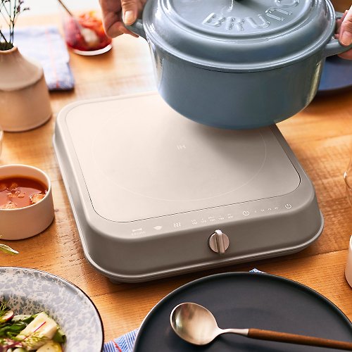 BRUNO 圍爐聚餐 | 日本BRUNO 復古美型IH烹飪電磁爐 (柔紗灰)