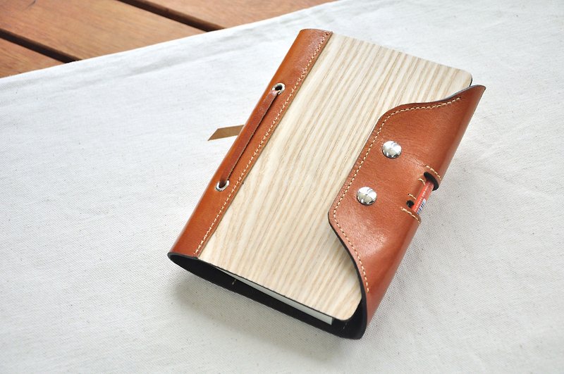 "KIZUNA" "Mix wood leather system" rope type handwritten note No1: Fusion - สมุดบันทึก/สมุดปฏิทิน - ไม้ สีนำ้ตาล