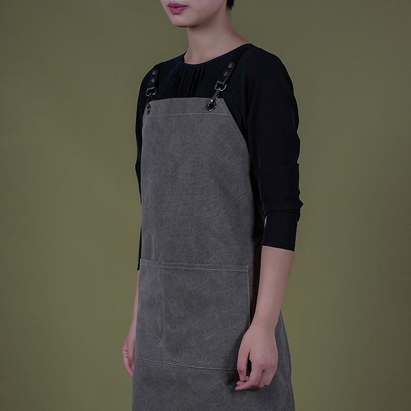 Waterproof canvas apron with detachable straps iron gray workman's overalls - ผ้ากันเปื้อน - ผ้าฝ้าย/ผ้าลินิน 