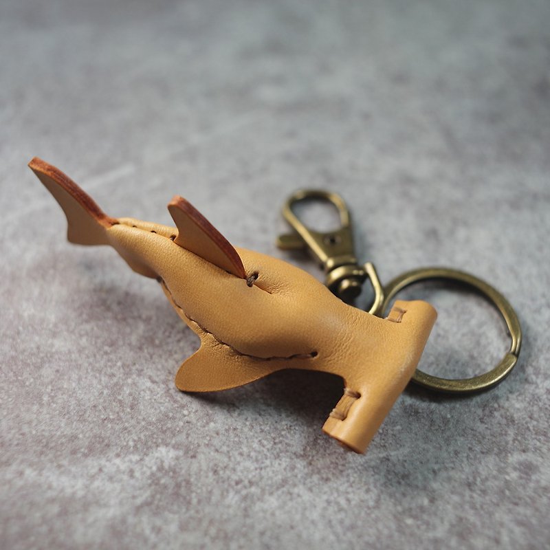 ONE+ Hammerhead shark Key holder - ที่ห้อยกุญแจ - หนังแท้ สีเหลือง