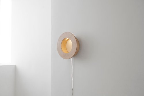 META Design CAVE Circle置物壁燈│三段式觸控調光│白樺木