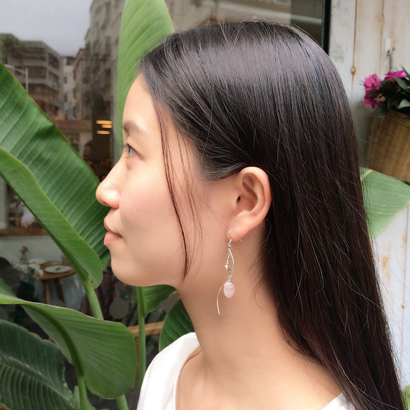 925 Silver wave crystal earrings ice leaf section models simple atmosphere - Earrings & Clip-ons - Gemstone 