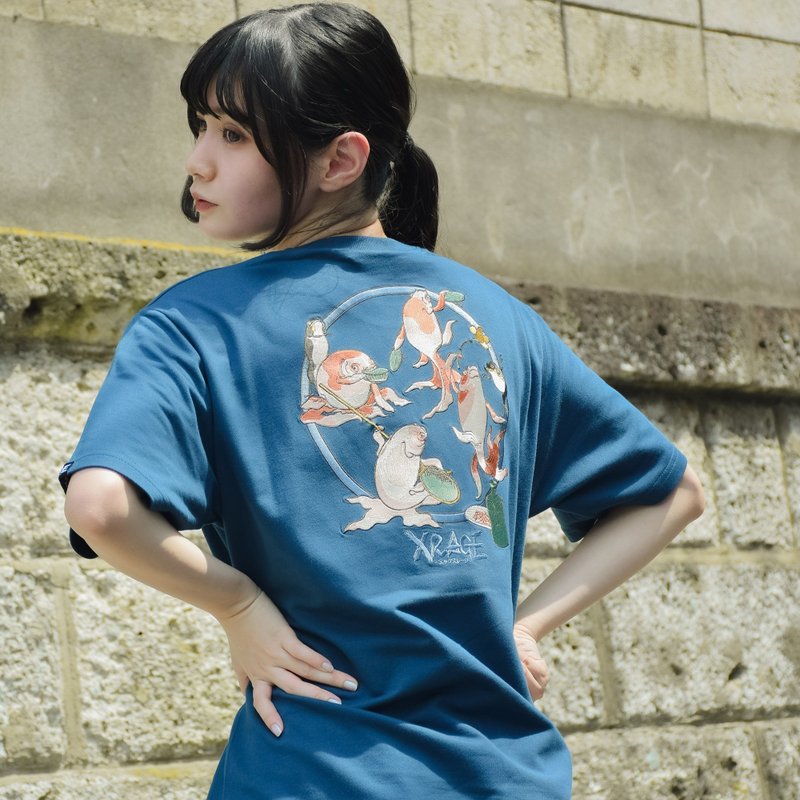 Ukiyo-e goldfish embroidery T blue - Men's T-Shirts & Tops - Cotton & Hemp 