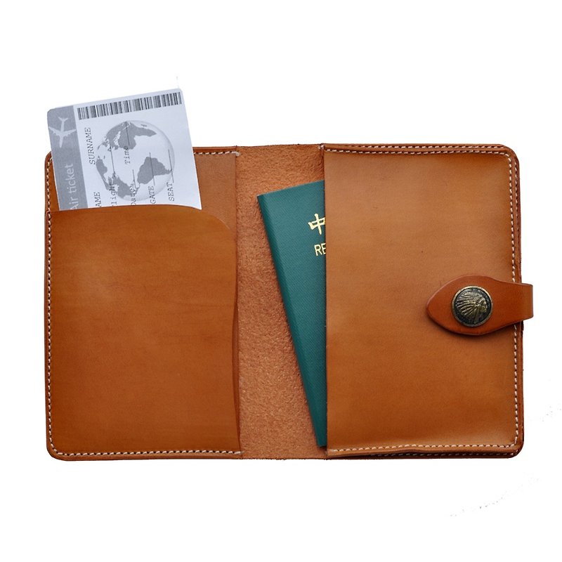 [DOZI leather hand-made by households with the passport cover, can be placed in multiple passports. To follow resize, color needs. For the dyeing of leather production, free to color - อื่นๆ - หนังแท้ หลากหลายสี