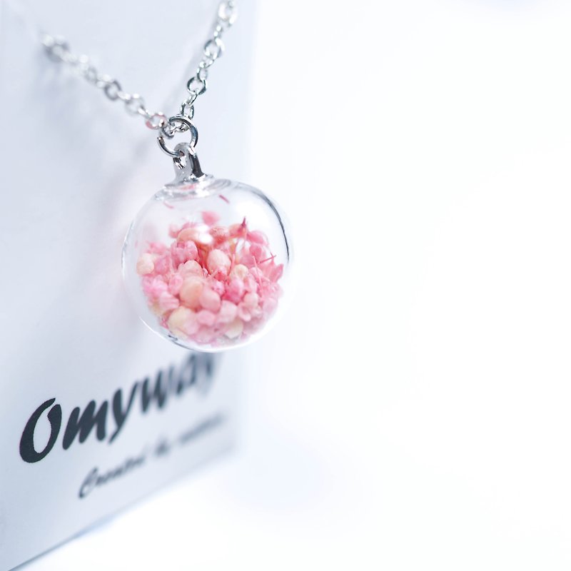 愛家作-OMYWAY日本粉紅混色滿天星乾花永生花玻璃球飾物頸鏈1.4cm - 頸圈項鍊 - 玻璃 白色
