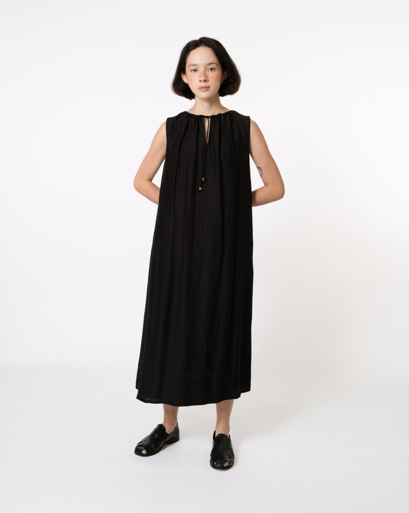 Journey Loose Dress (Black) - ชุดเดรส - ไฟเบอร์อื่นๆ สีดำ