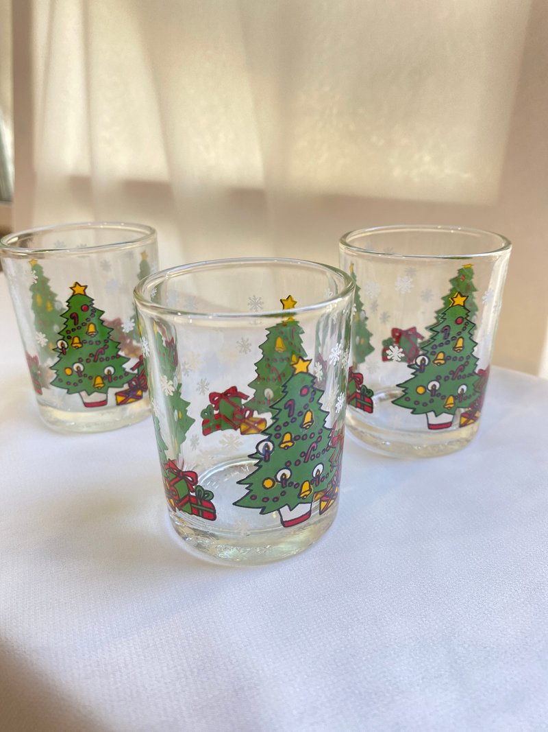 [Good Day Fetish] Made in Taiwan / Christmas gift Christmas small cup candle cup Christmas glass Christmas tree - ของวางตกแต่ง - แก้ว สีเขียว