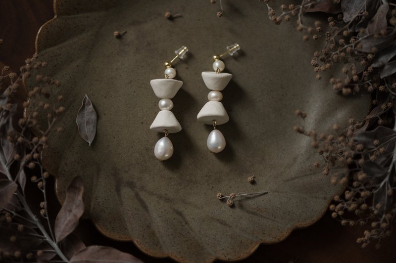 Tao│Tao Series-Funnel Pearl - Earrings & Clip-ons - Pottery White