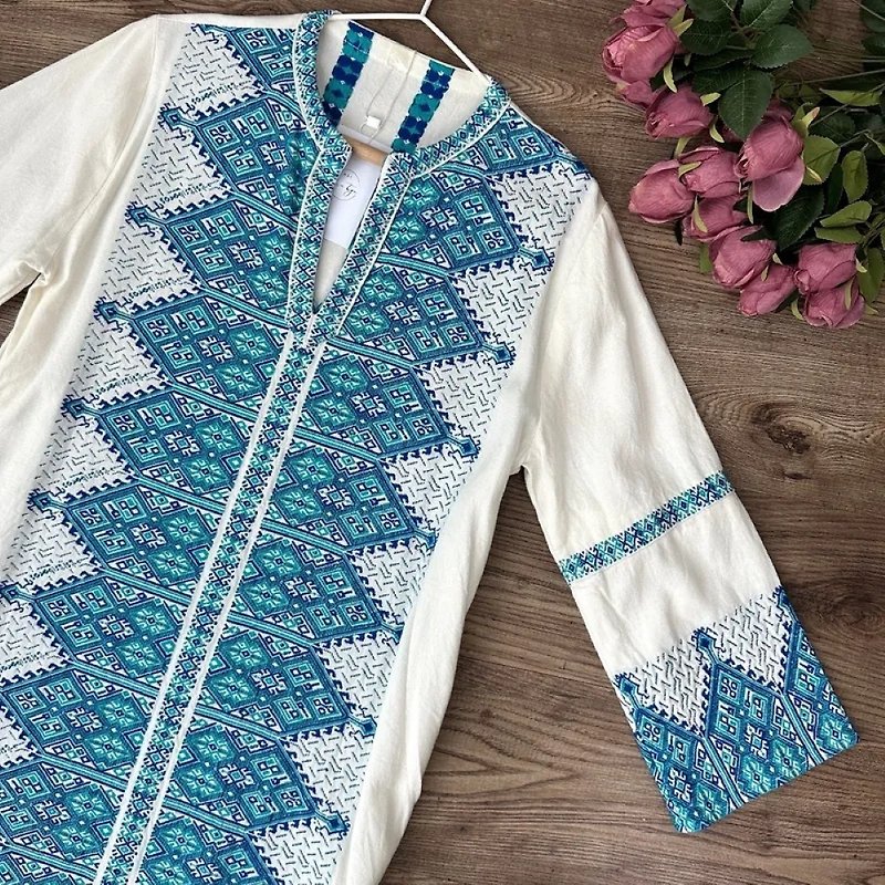 Beige Mexican Embroidered Mid-sleeve Dress - ชุดเดรส - ผ้าฝ้าย/ผ้าลินิน ขาว
