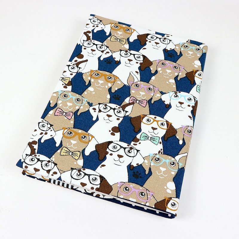 A5 Adjustable Mother's Handbook Cloth Book Cover - Dalmatian Dog (Blue) - ปกหนังสือ - ผ้าฝ้าย/ผ้าลินิน สีน้ำเงิน