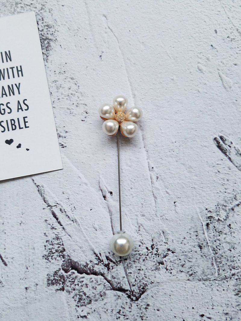 真珠の花びら胸の花の花の新郎の結婚式の1文字の針の割り針 - ブローチ - 真珠 ホワイト