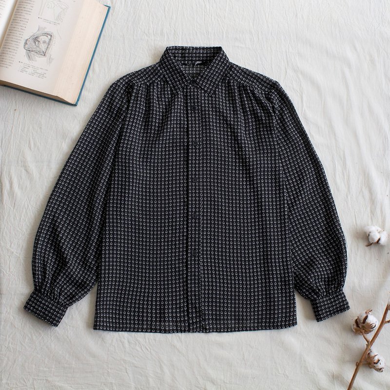 Black horseshoe vintage long sleeve shirt - Women's Shirts - Polyester 
