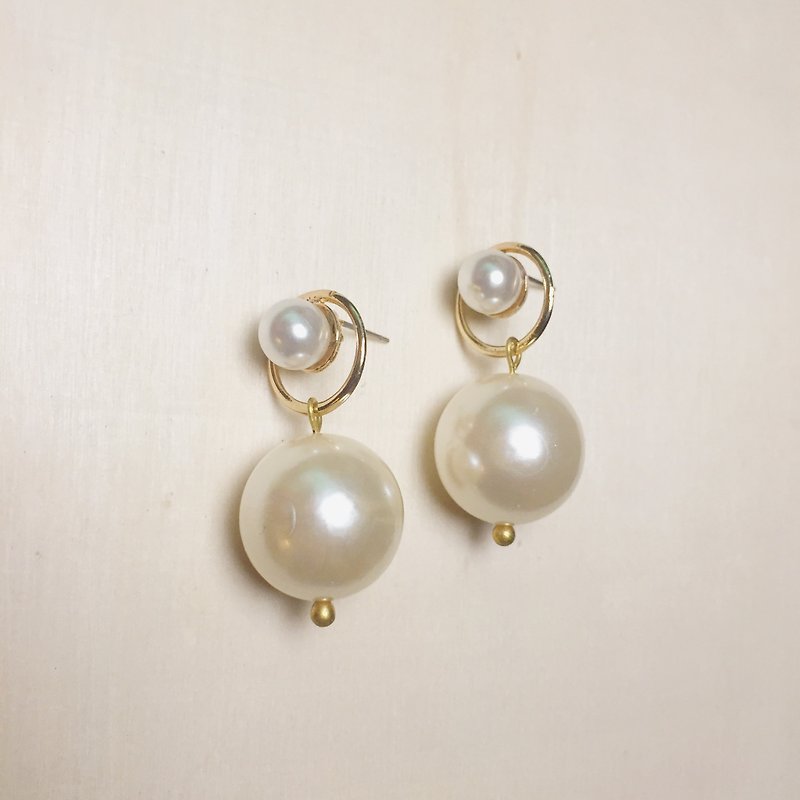 Vintage double pearl earrings - Earrings & Clip-ons - Pearl White