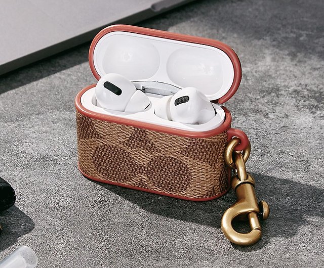COACH】AirPods Pro 2 Boutique Case Classic Khaki Big C - Shop COACH Fashion  Tech Headphones & Earbuds Storage - Pinkoi