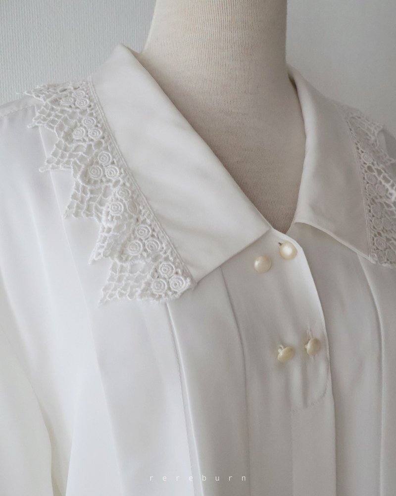 レトロ刺繍襟のゆったりとした欧米風半袖、エクリュカラーのヴィンテージブラウス - シャツ・ブラウス - ポリエステル イエロー