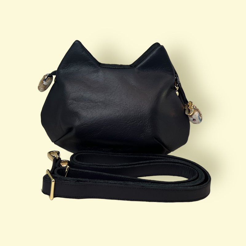 I love cats-cat-shaped side backpack - กระเป๋าแมสเซนเจอร์ - หนังแท้ 