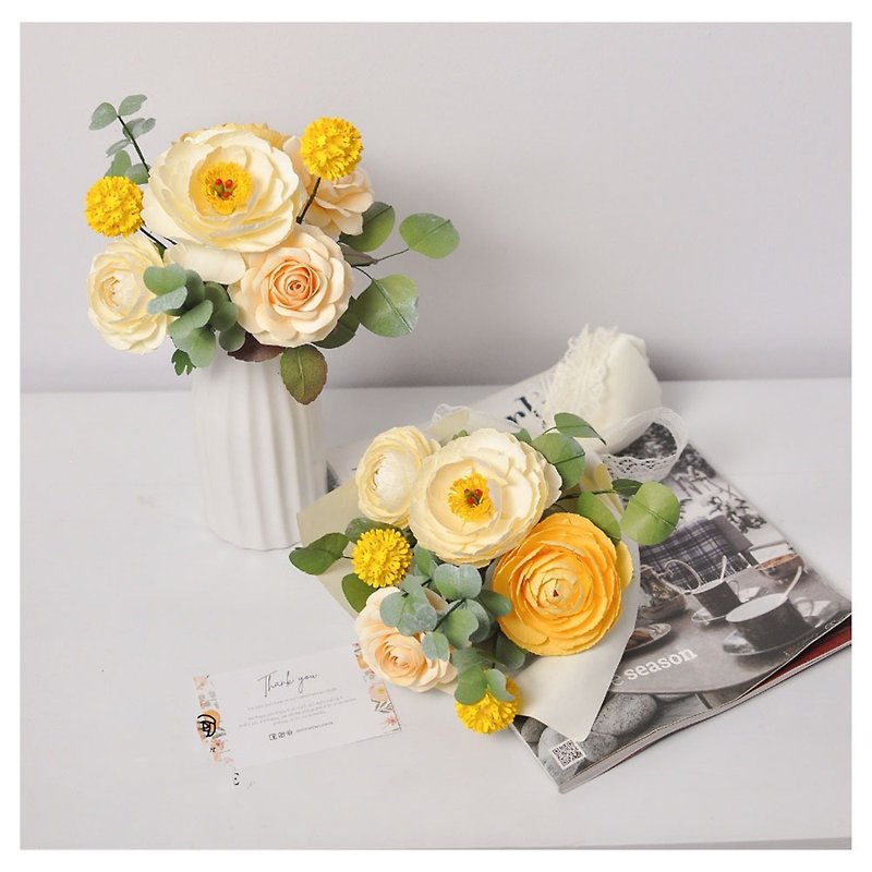Shining Roes- Paper Flowers Bunch In Craft Box - ช่อดอกไม้แห้ง - วัสดุอีโค 