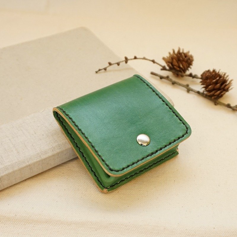 手染めの革正方形の財布 - グリーン - 小銭入れ - 革 グリーン