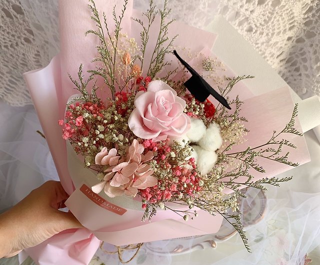 Dried flowers without withering] champagne pink dry roses without withering  natural wind bouquet - Shop Amanda Floral Design Dried Flowers & Bouquets -  Pinkoi