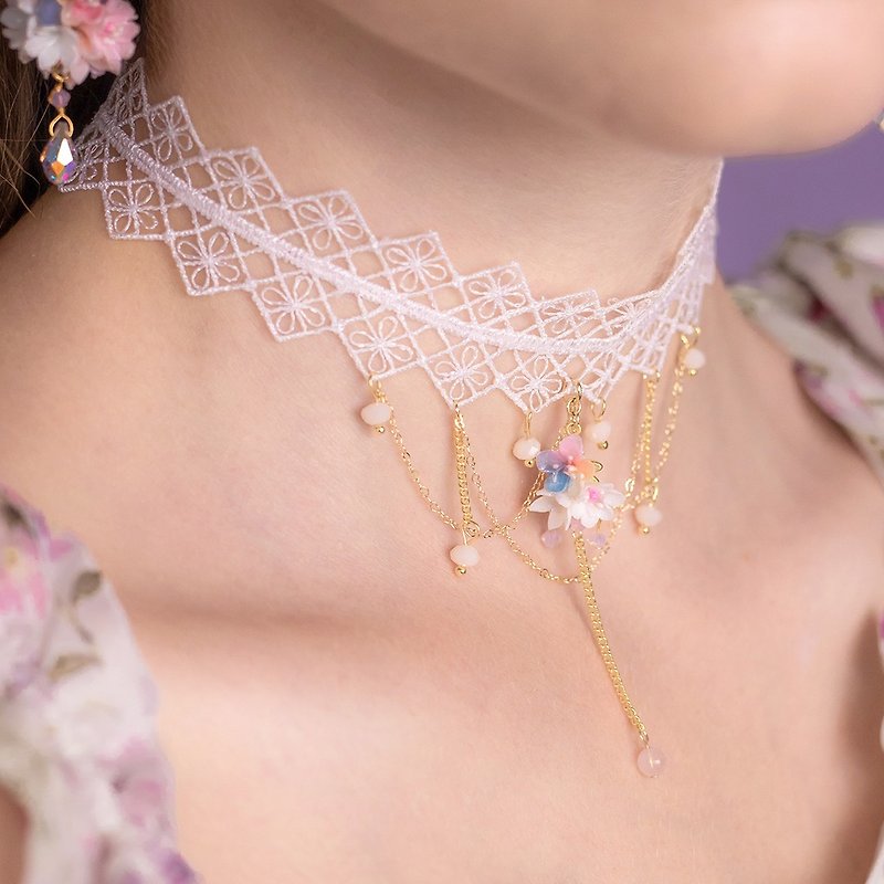 Aurora Snowflake Lace Choker - Necklaces - Clay White