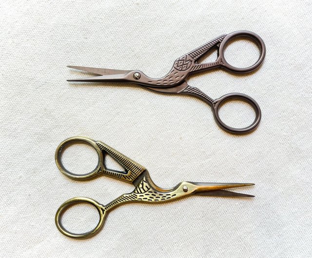 Vintage Bird Scissors, Sewing Shears, Thread Tools
