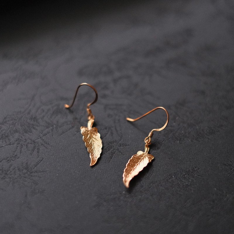 Emerald Gift。拈翠-法國製18K包金耳環-金枝玉葉-絕版 - 耳環/耳夾/耳骨夾 - 玉石 金色